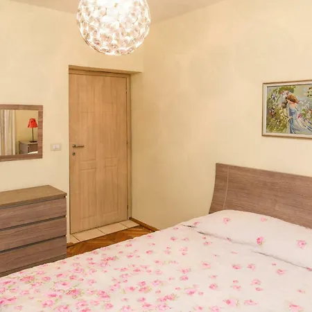 Belle Daire